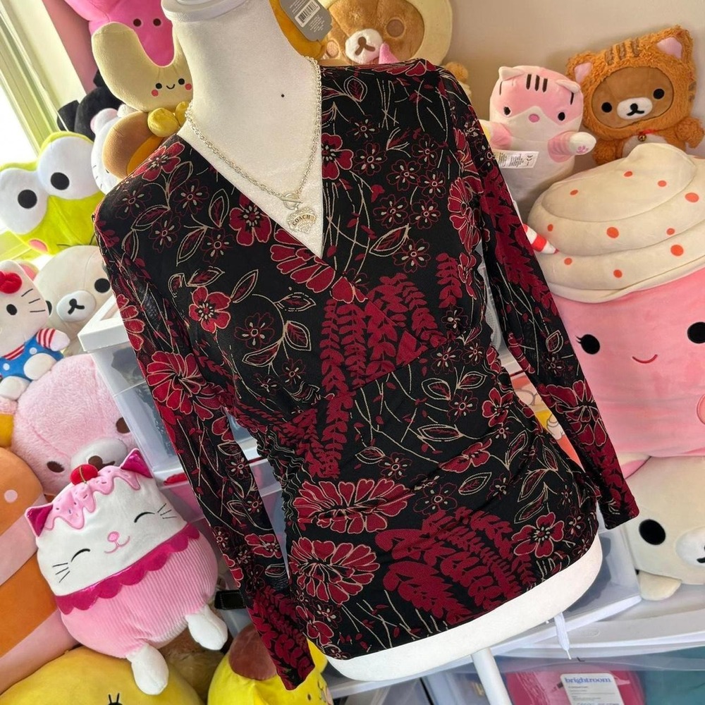 Vintage Y2K Susan Lawrence Petite Red & Black Floral V Neck Long Sleeve Top
